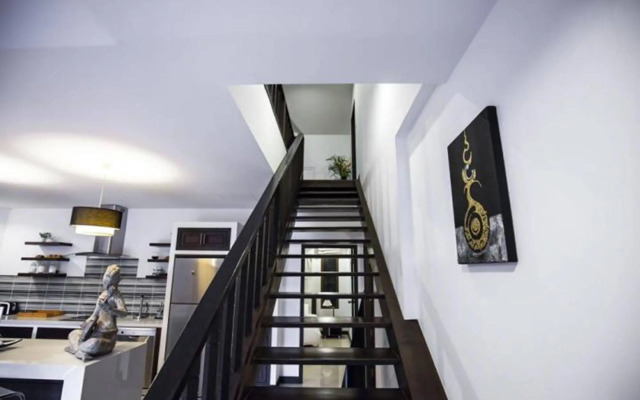 Champagne Villa by Jetta