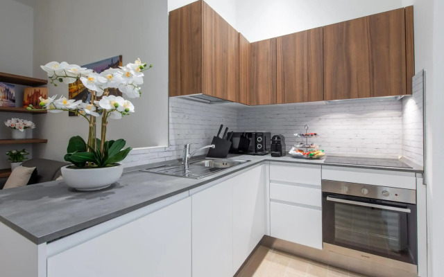 Milan Royal Suites & Luxury Apartments