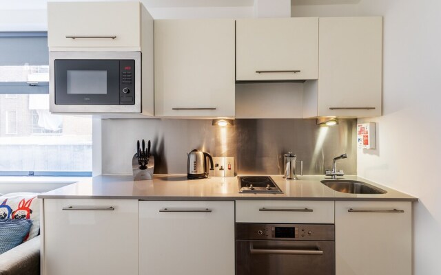 Bob W Tower Hill Residences