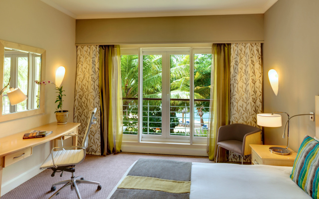 Le Suffren Hotel & Marina - Image 4