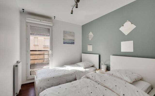 Chic and spacious apart with parking