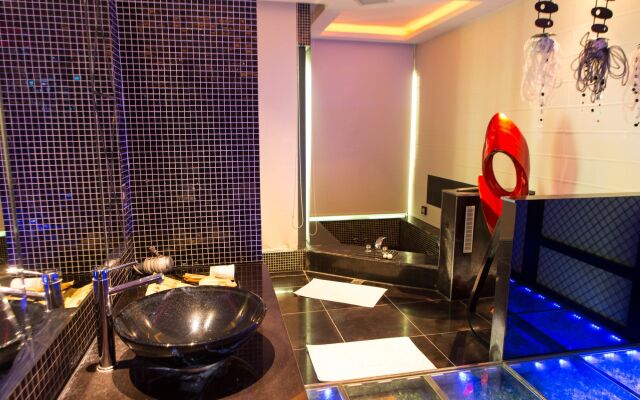 All-Ur Boutique Motel KaoHsiung Branch