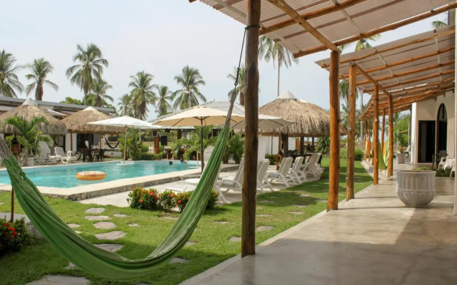 Show Pony Beach Resort and Suites