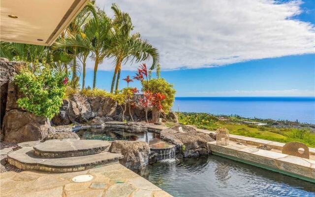 Waterfall House 4 Bedrooms 3.5 Bathrooms Condo