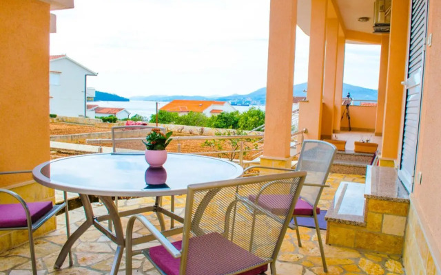 Apartments Zlatka