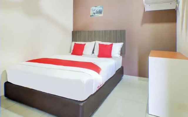 OYO 89985 Js Hotel