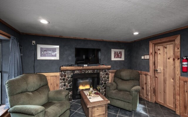 411apvillage19avncb - Starry Night