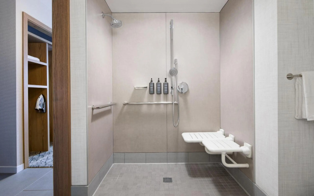 Sheraton Westport Plaza Hotel St. Louis