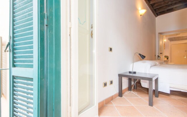 Trevi Fountain Roma in Roma