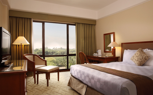 Aryaduta Lippo Village – Guest Rooms – Tangerang