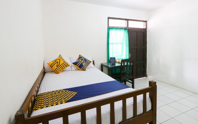 SPOT ON 2422 Hotel Moga Sari