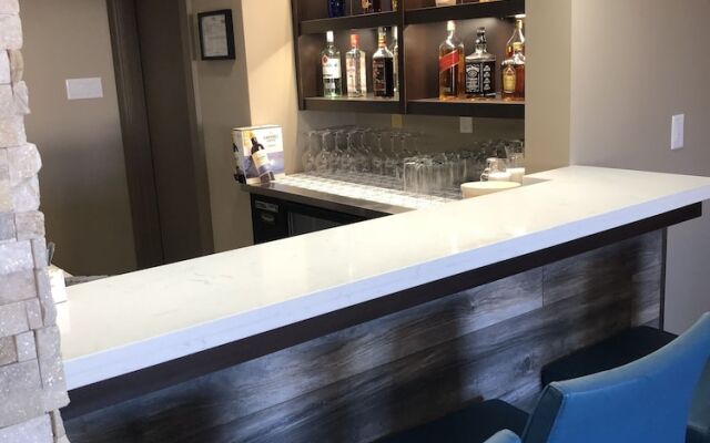 Lakeview Inn And Suites Bathurst