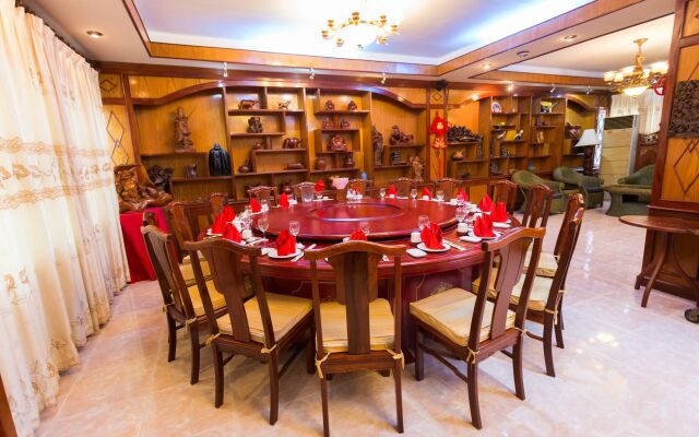 Mekong Hotel