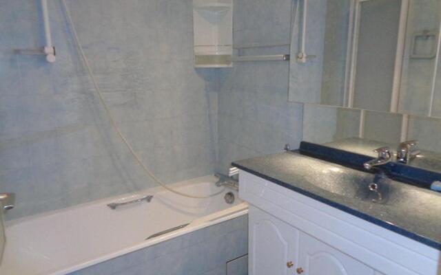 Appartement Le Lavandou, 2 pièces, 4 personnes - FR-1-308-66