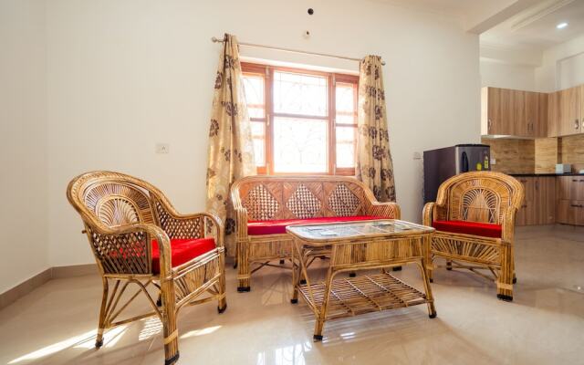 OYO 13499 Home 2BHK Simran Villa DIT