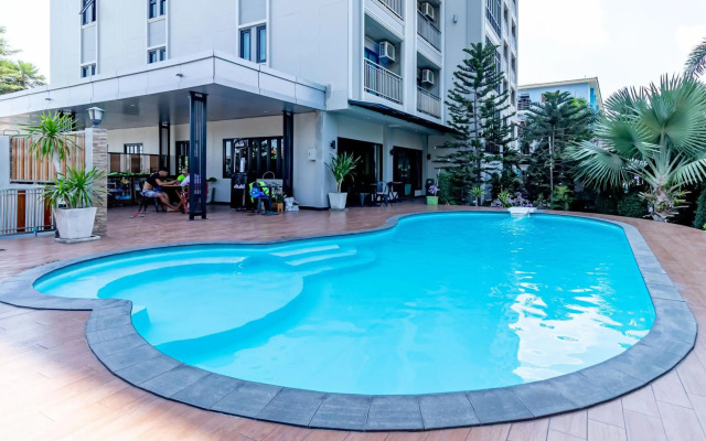 Silver Gold Garden Suvarnabhumi Airport Hotel