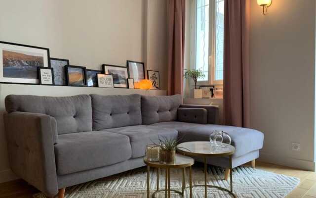 Cosy 1 Bed in the 11th Arr With Private Terrace