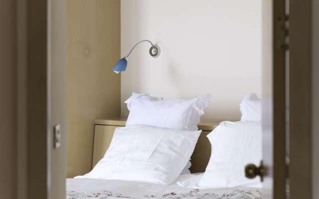 Luxurious 2BR with Panoramic Sea View