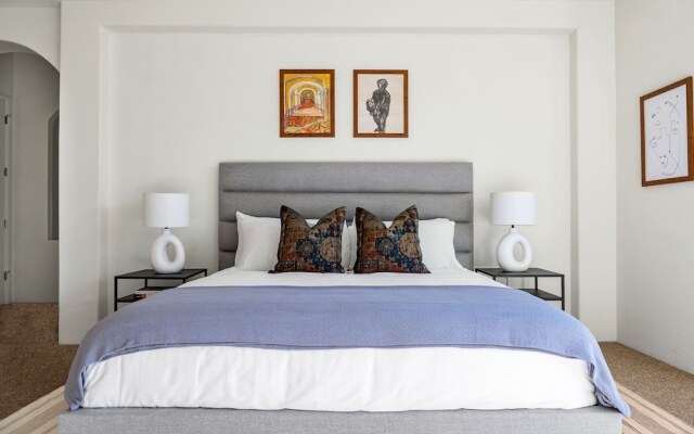 Solstice by AvantStay