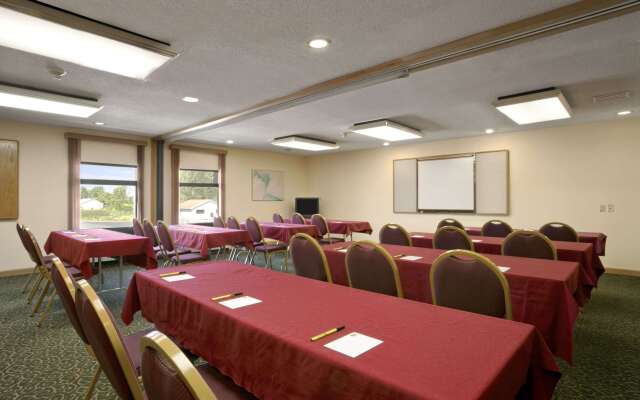 Super 8 by Wyndham Columbia City