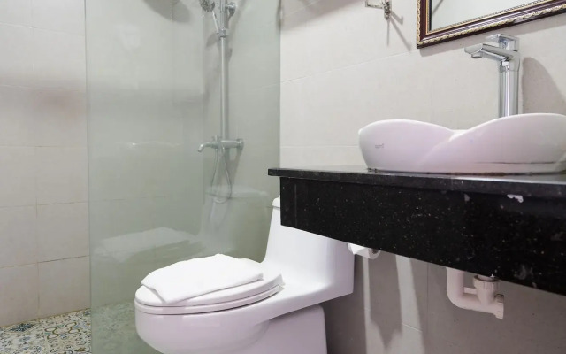 Ngoc Lan Hotel
