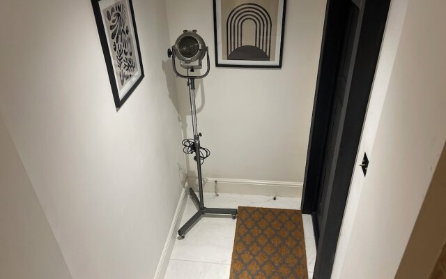 Immaculate 2-bed Apartment in London