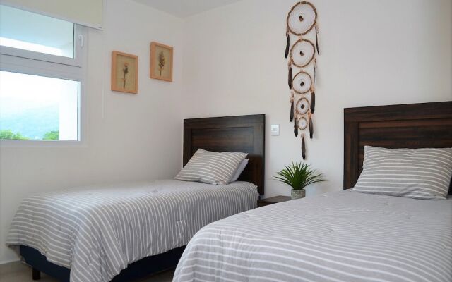 Condo Niza 266 by MDR