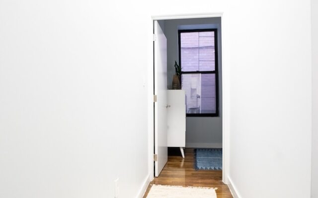 Two Bridges Apartments 30 Day Rentals