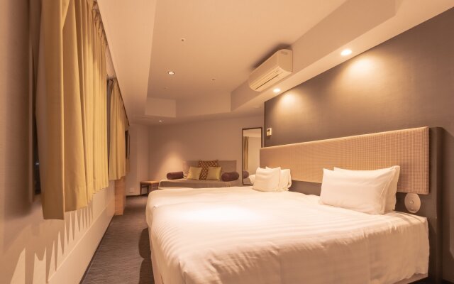 E Hotel Higashi Shinjuku