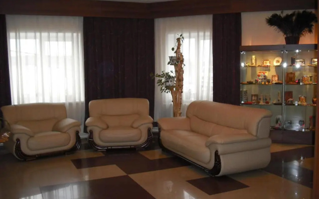 Ayan Hotel