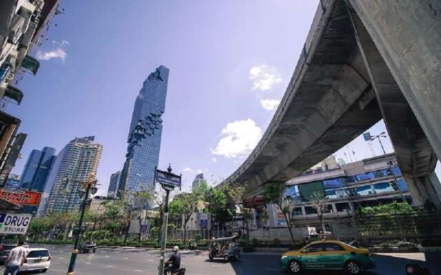 YHA Bangkok Downtown at Station S3 - Hostel