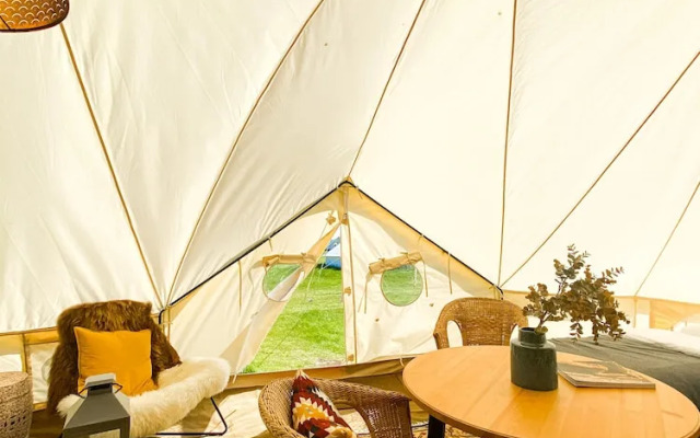 Camp Boutique- Glamping