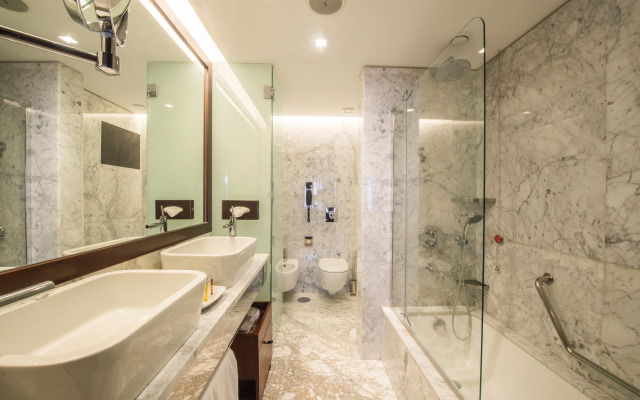 Porto Palácio Hotel by The Editory