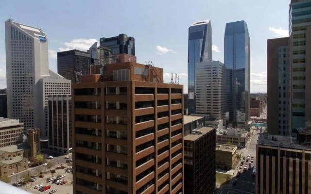 5 Calgary Downtown (2Bdr Suite