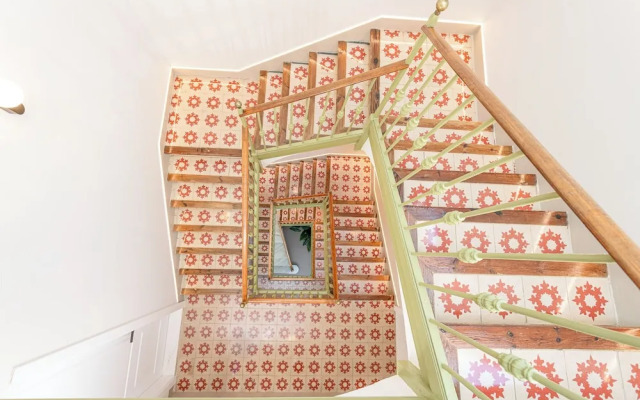 Art Experience H. Boutique