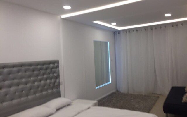 La Palmora Suites