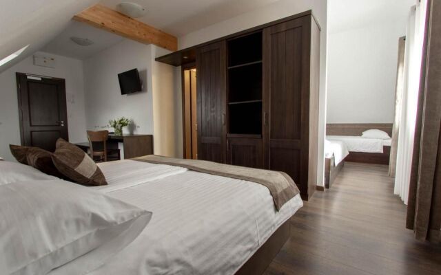 Smrekarjeva Domačija