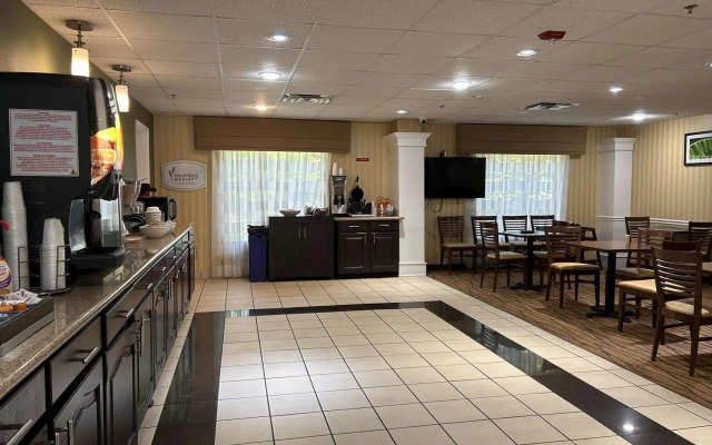 Sleep Inn & Suites Airport