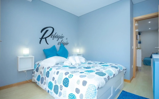 Refugio do Relogio by Rent4all