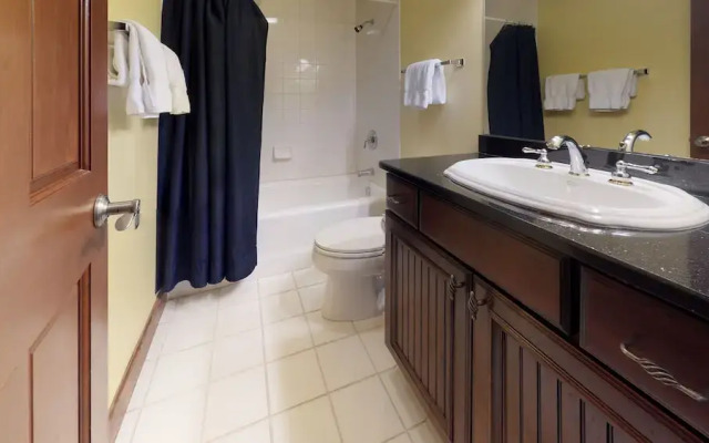 Enzian - CoralTree Residence Collection