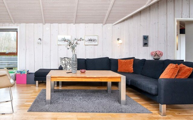 8 Person Holiday Home in Aabenraa
