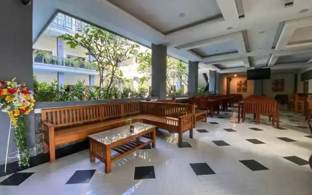 Crystal Inn Hotel Batu