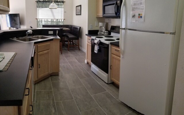 LKB1029LKB Lake Berkley - Four Bedroom Home