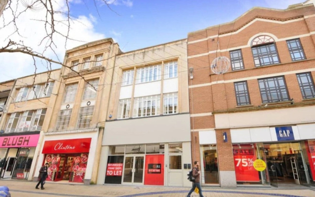 The Broadmead Forest - Spacious City Centre 3bdr Apartment