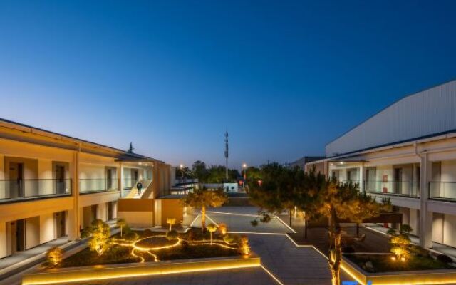 Wuyue Homestay (Longmen Grottoes)