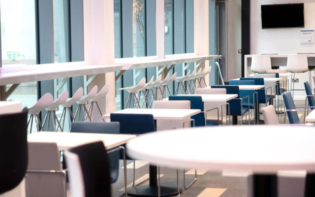 Holiday Inn Express Manchester City Centre Arena by IHG