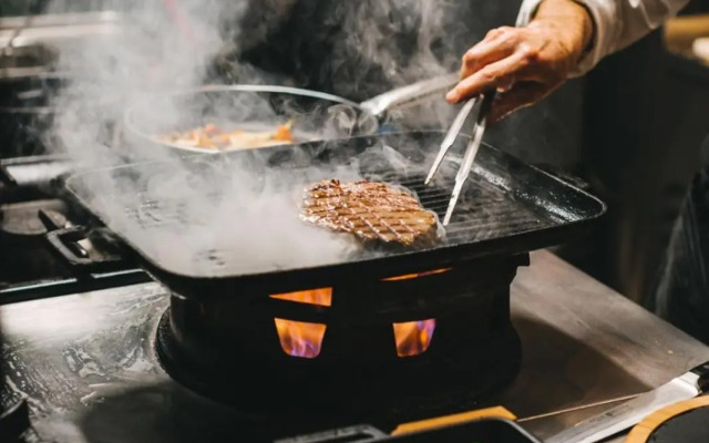 Main Street Apartment Mila