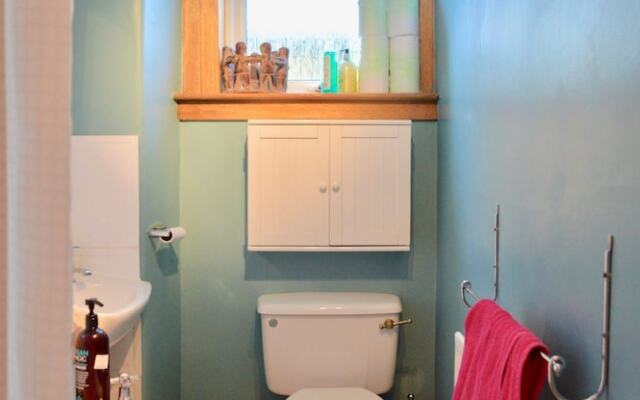 One Bedroom Meadowbank Apartment Sleeps 2