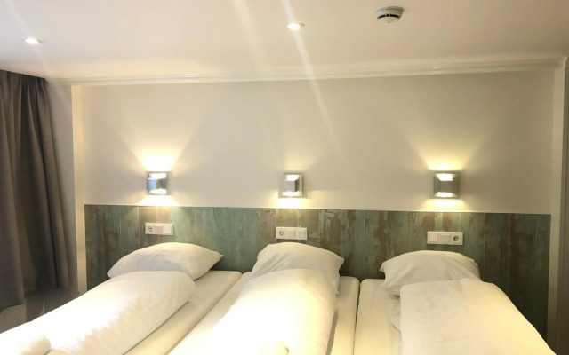 Hotel Damrak Inn