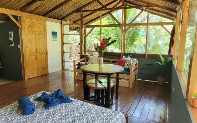 Private jungle “Loft del Rio” river access